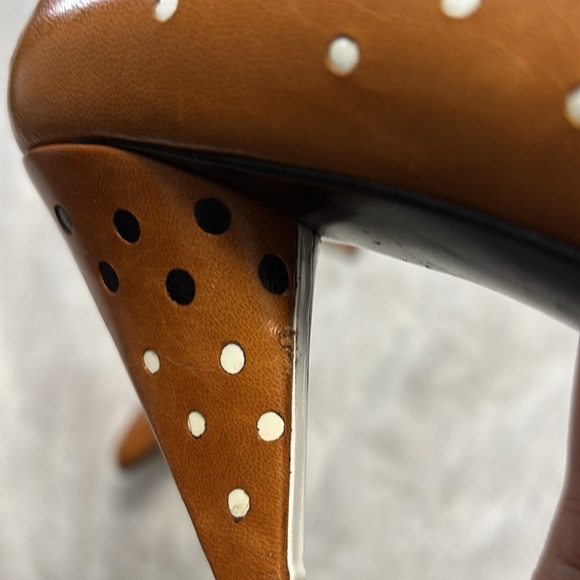 Vintage Stuart Weitzman pumps - Picture 6 of 8